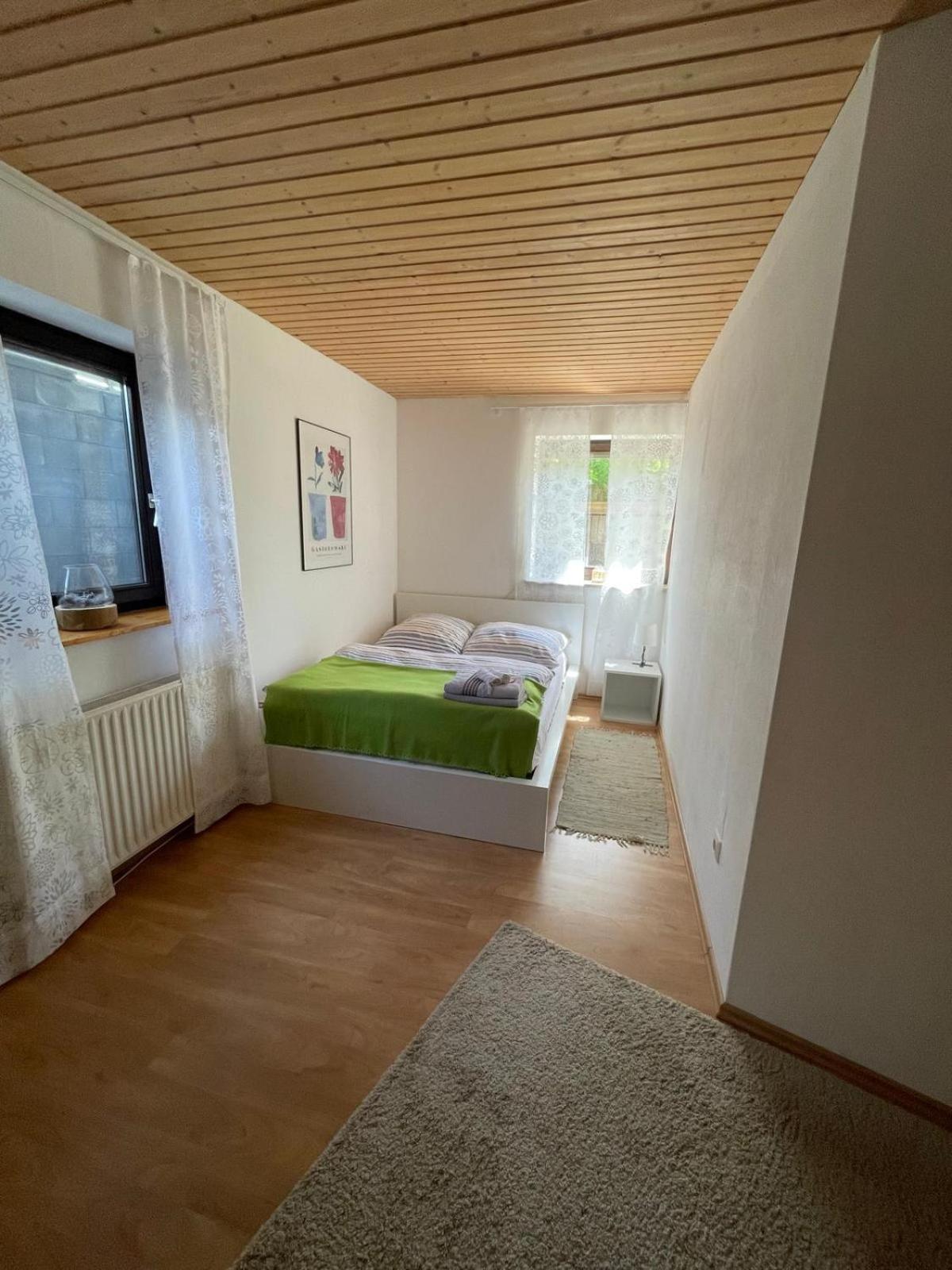 Gemuetliche Wohnung Am Tor Zum Schwarzwald Nagold Exterior foto